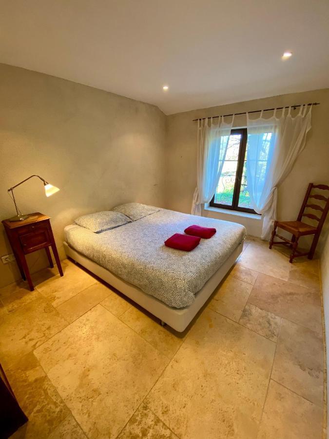 Apartament Notre Dame Des Anges Lurs Zewnętrze zdjęcie