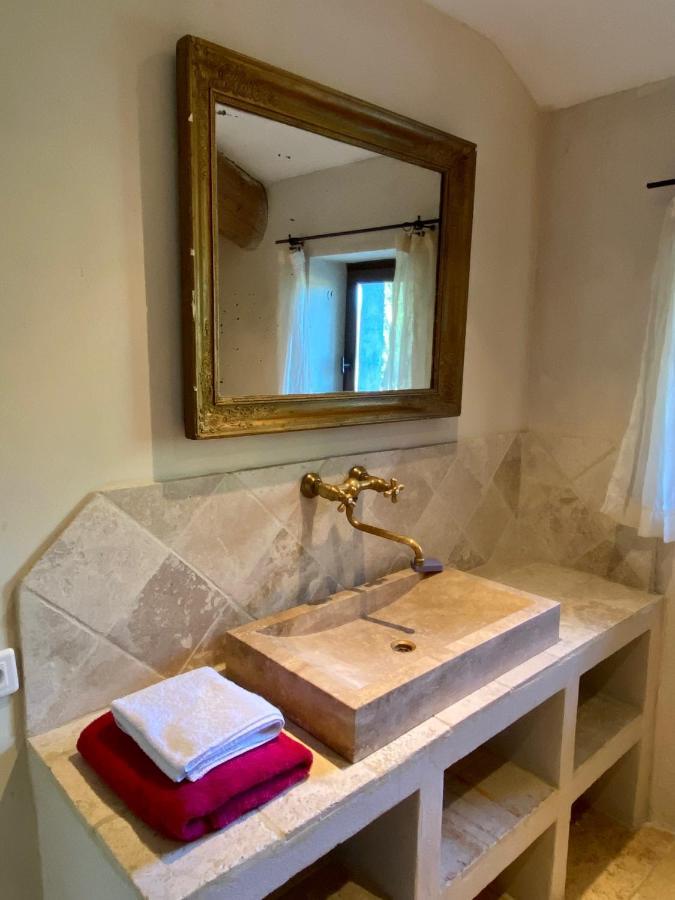 Apartament Notre Dame Des Anges Lurs Zewnętrze zdjęcie