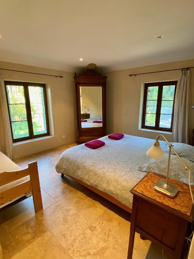 Apartament Notre Dame Des Anges Lurs Zewnętrze zdjęcie