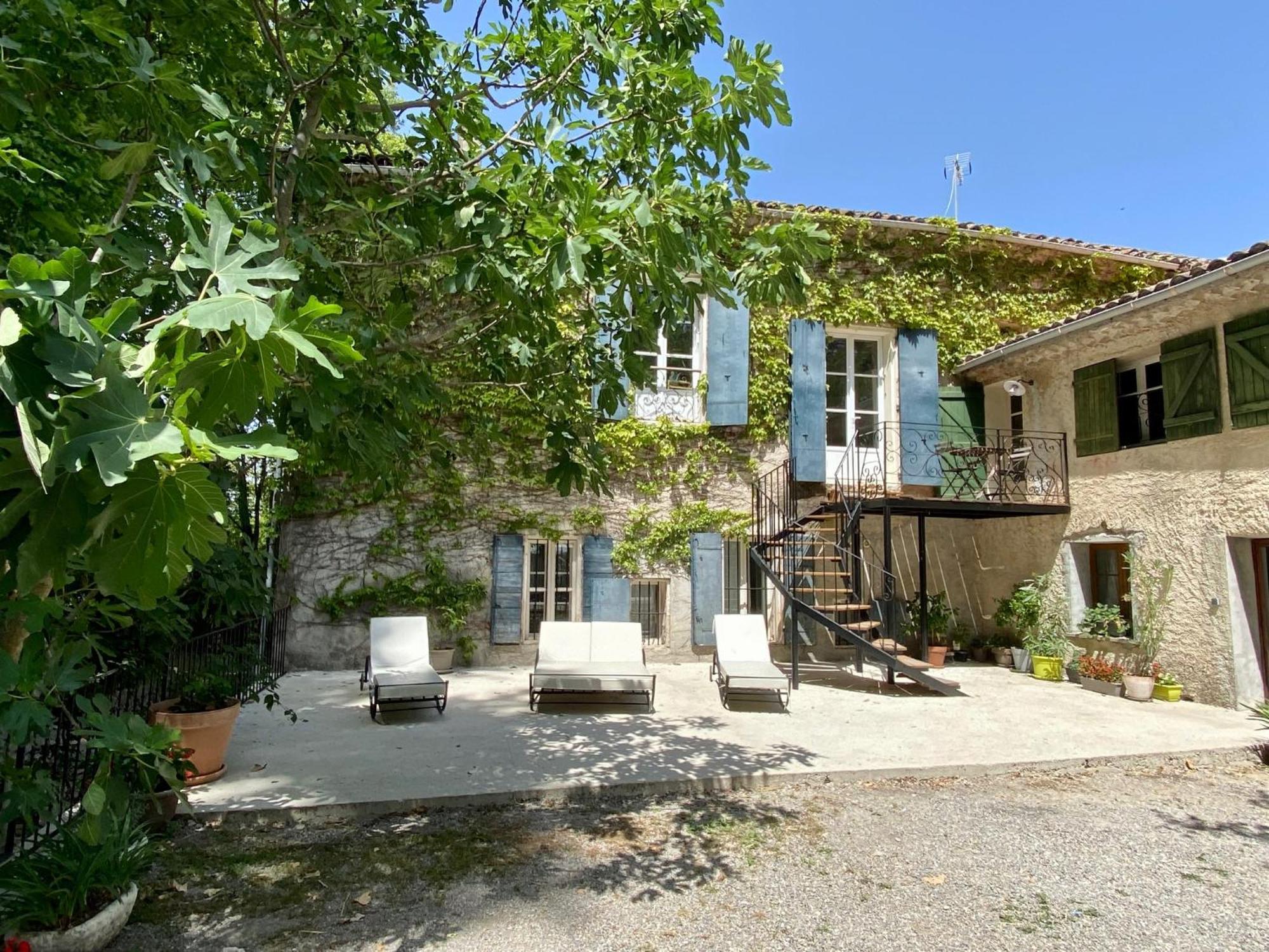 Apartament Notre Dame Des Anges Lurs Zewnętrze zdjęcie