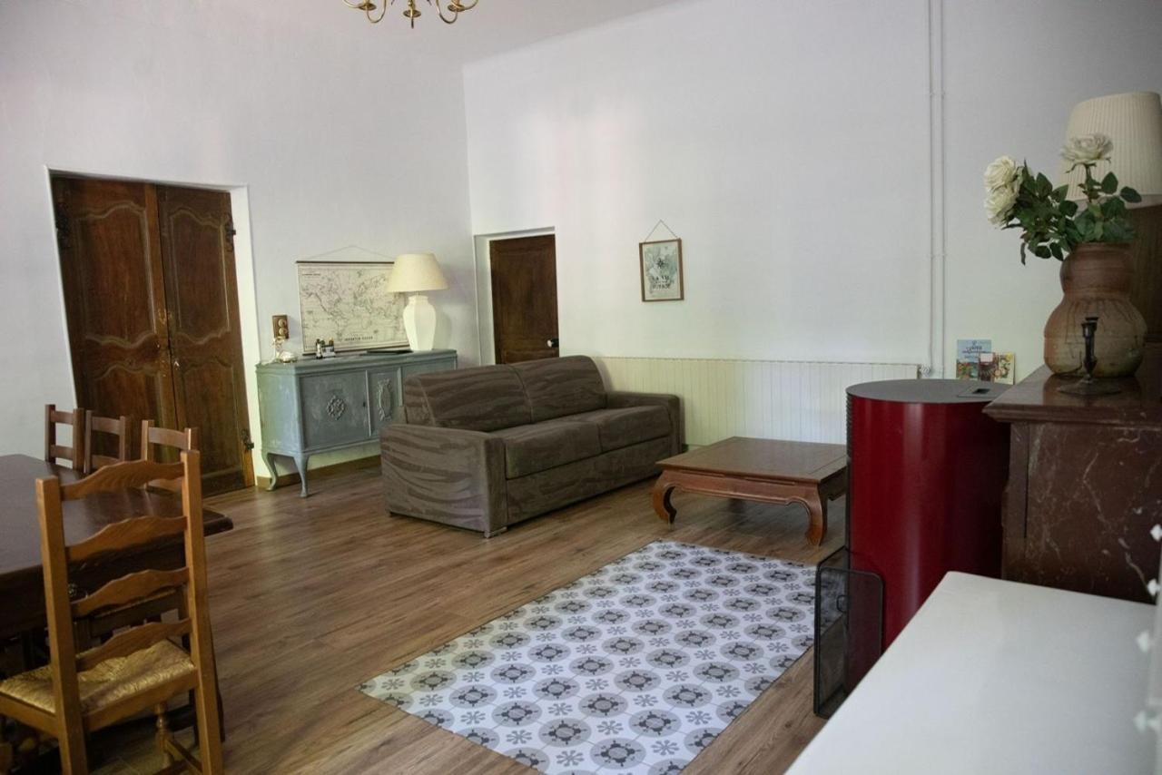 Apartament Notre Dame Des Anges Lurs Zewnętrze zdjęcie